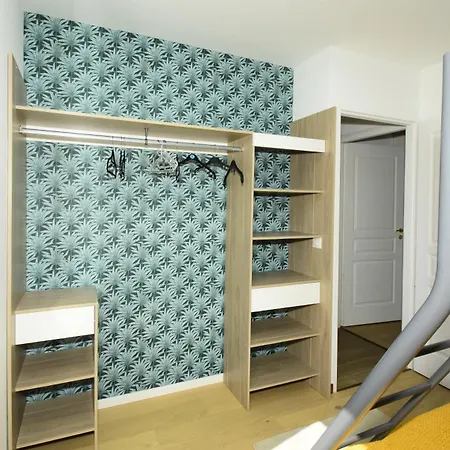 Semesterbostad Maison De Les 2 Dauphins *