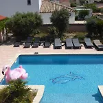 Maison De Les 2 Dauphins Dom wakacyjny *