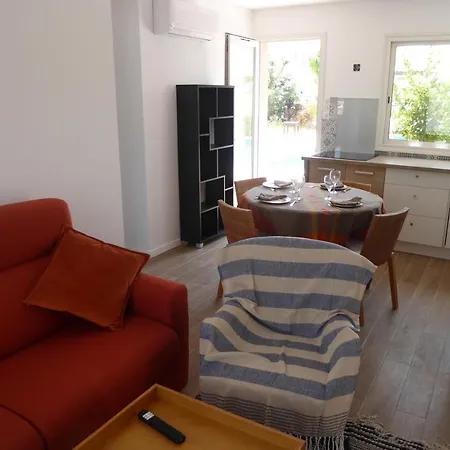 Maison De Les 2 Dauphins Ferienhaus