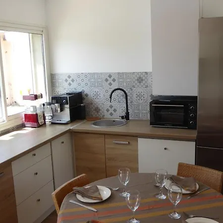 Maison De Les 2 Dauphins Nyaraló *