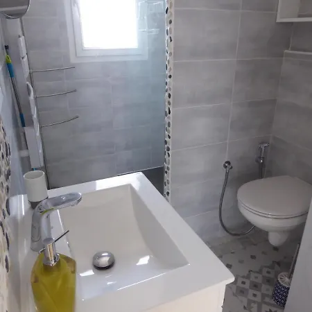 Maison De Les 2 Dauphins *