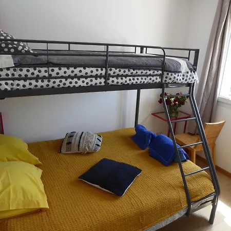 Maison De Les 2 Dauphins