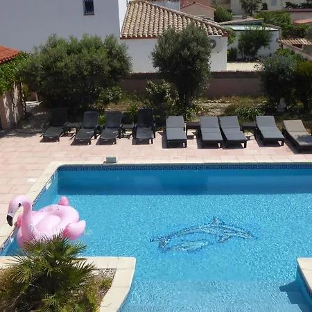 Maison De Les 2 Dauphins Nyaraló *