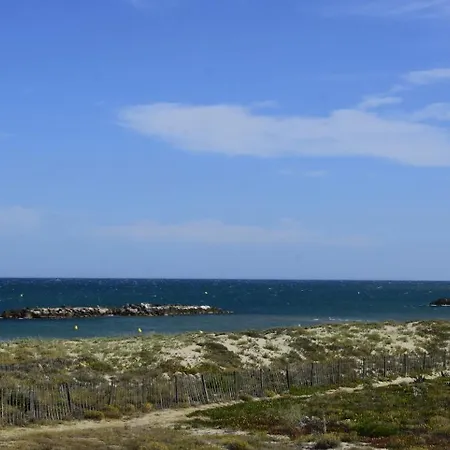 Maison De Les 2 Dauphins 度假居 *