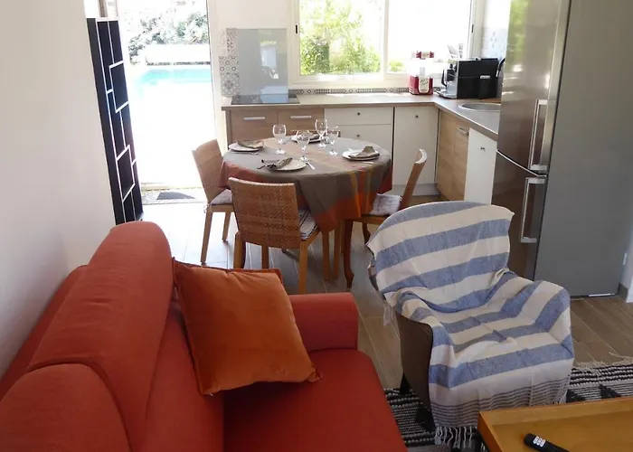 Maison De Les 2 Dauphins 르발카레스