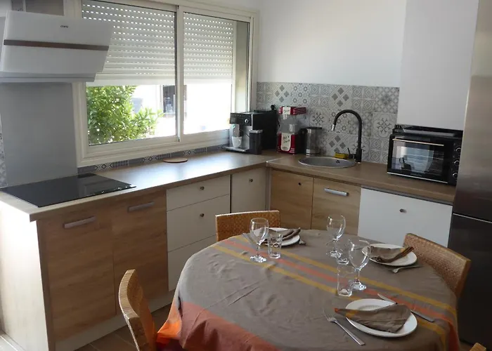 펜션 Maison De Les 2 Dauphins 르발카레스