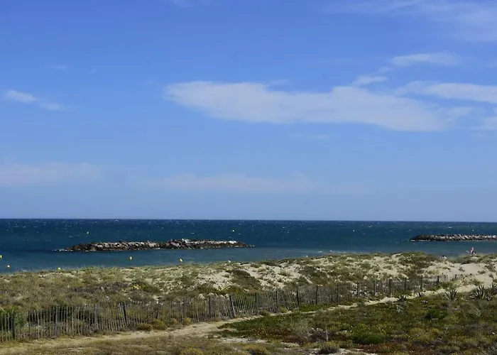 Maison De Les 2 Dauphins 펜션 *